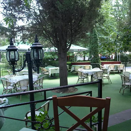 оазис парк 3*