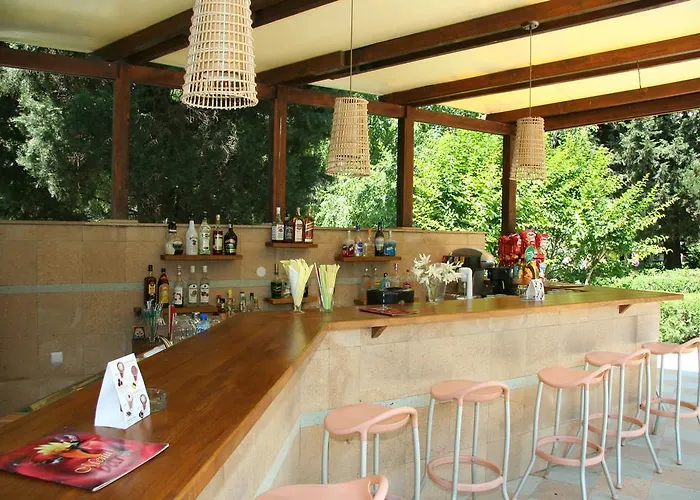 Hotel оазис парк 3*