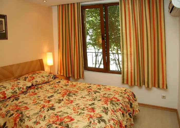 оазис парк Hotel 3*